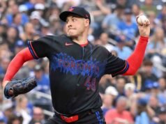 O rali tardio dos Blue Jays fica aquém enquanto as lutas de Corbin continuam