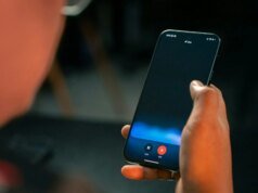 O novo sistema de resposta de IA do Google pode tornar o envio de mensagens de texto mais fácil