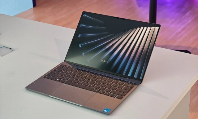 Dell-XPS-13-Anti-Reflective-2.5K-Touchscreen-Display.jpg
