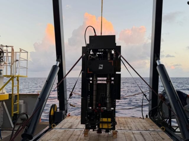 Endurance-Silverfish-demo-device-ready-for-deployment-in-Mariana-Islands-1260x945.jpg