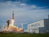 A senadora Elizabeth Warren faz um apelo de Ave Maria para adiar o IPO da SpaceX