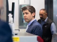 Flórida processa OpenAI, Sam Altman, em processo inédito sobre incidentes violentos