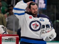 Resumo de boatos da NHL: Todos os olhos voltados para Hellebuyck dos Jets?
