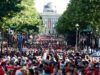 ‘Naquela época’: imagens e sons do desfile da Stanley Cup dos furacões