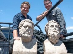 Arqueólogos em Israel descobrem estátuas da period romana de 1.700 anos enterradas de bruços