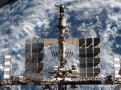 Astronautas da ISS são orientados a se abrigar enquanto a saga do vazamento de ar continua