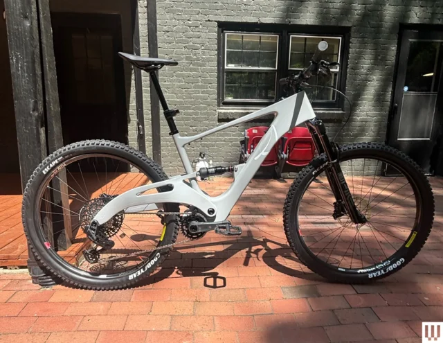 Lauf2520eElja2520Electric2520Mountain2520Bike2520side2520full2520SOURCE2520Michael2520Venut.webp