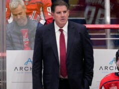 Kings contratará Peter Laviolette como treinador principal