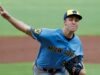 Misiorowski dos Brewers atinge 104,2 mph, desiste de duas corridas contra Braves