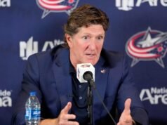 Investigação da NHL libera Mike Babcock para treinar Edmonton Oilers