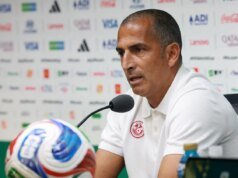 O técnico da Tunísia, Sabri Lamouchi, se prepara para ser demitido após derrota na Copa do Mundo