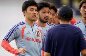 Técnico do Japão assume responsabilidade pela volta de Wataru Endo para casa