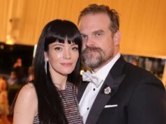 David Harbour diz que o álbum de Lily Allen ‘não foi minha experiência’ de rompimento de casamento