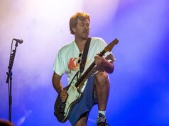 James Bourne revela novo álbum surpresa após cirurgia para ‘prolongar sua vida’