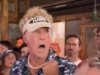 Will Ferrell invade a festa da torcida inglesa na Copa do Mundo para cantar Candy Caroline
