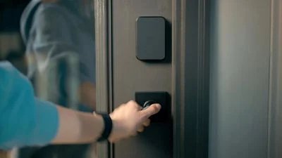 Schlage-Sense-Pro.jpg
