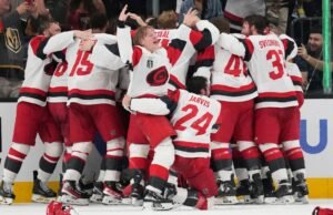 ‘Soem a sirene’: o mundo do hóquei reage à vitória dos furacões na Stanley Cup