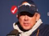 Broncos assinam com o técnico Sean Payton uma extensão de contrato de cinco anos