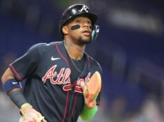 Ronald Acuna Jr., do Braves, sai do jogo contra o White Sox com rigidez no tendão esquerdo