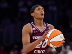 Sykes de Tempo sai vs. Fever com lesão sem contato