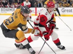 Golden Knights têm dois gols anulados após análises