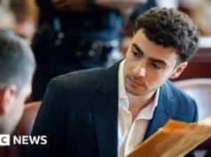 Advogados de Mangione planejam defesa psiquiátrica em julgamento estadual de assassinato