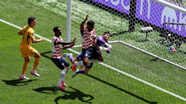 alex-freeman-scores-us-world-cup.jpg