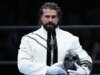 A estrela da AEW, Andrade El Idolo, derrota MJF no Forbidden Door para ajudar Mark Briscoe a vencer a luta na jaula e ganhar an opportunity pelo título