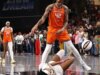 Brittney Griner joga Angel Reese no chão como uma boneca de pano em uma impressionante demonstração de poder