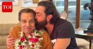 Bobby Deol admite que perder Dharmendra o deixou vazio e inquieto