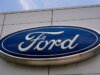 Ford faz recall de mais de 741 mil veículos devido a defeito no sistema de estacionamento
