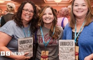 Na CrimeCon, os verdadeiros obsessivos pelo crime ficam cara a cara com perdas reais
