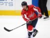 Islanders assinam com Ethan Bear um contrato bidirecional de um ano