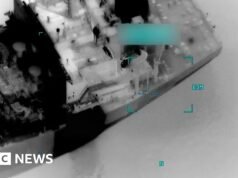 Três marinheiros indianos mortos em ataque dos EUA a petroleiro
