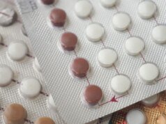 Cientistas descobrem ligação surpreendente entre pílulas anticoncepcionais e alimentação emocional