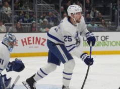 Brandon Carlo dá mais um passo em direção ao novo visible da defesa do Maple Leafs