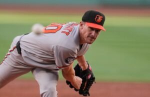 Orioles coloca Chris Bassitt na lista de lesionados com dores nas costas, lembra Trey Gibson