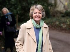 A estrela de The Good Life e To The Manor Born, Dame Penelope Keith, morre aos 86 anos