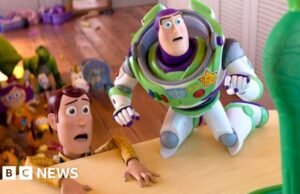 Toy Story 5 mostra ‘terror’ do vício infantil em telas, diz Tom Hanks