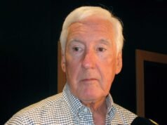Cliff Fletcher, executivo de longa knowledge do Maple Leafs e Flames, morre aos 90 anos