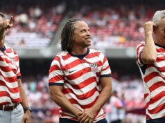A lenda do futebol americano Cobi Jones compartilha a mensagem que entregaria à USMNT no início da Copa do Mundo de 2026