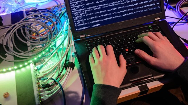cyber-phishing-photo-3.jpg