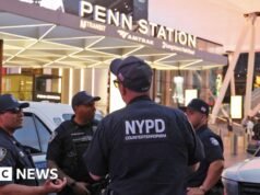 Cinco pessoas feridas em esfaqueamento na Penn Station de Nova York