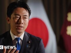 O aumento da defesa do Japão é “crítico” para evitar a guerra, disse o ministro da Defesa Koizumi à BBC