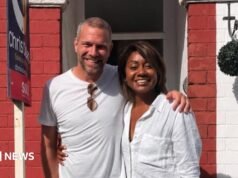 Exuberante! Superfãs de Gavin e Stacey compram a casa de Bryn