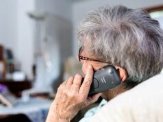 Golpes de voz de IA podem clonar a voz da sua família