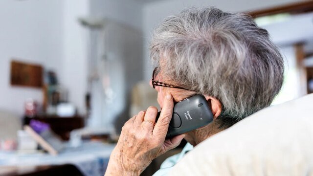debt-collector-phone-scam.jpg