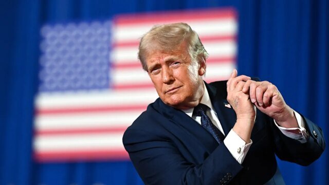 donald-trump-american-flag.jpg