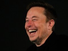 Elon Musk agora tem cerca de US$ 1 trilhão a mais que a próxima pessoa mais rica do mundo