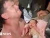 Bebê recém-nascido é resgatado dos escombros do terremoto na Venezuela